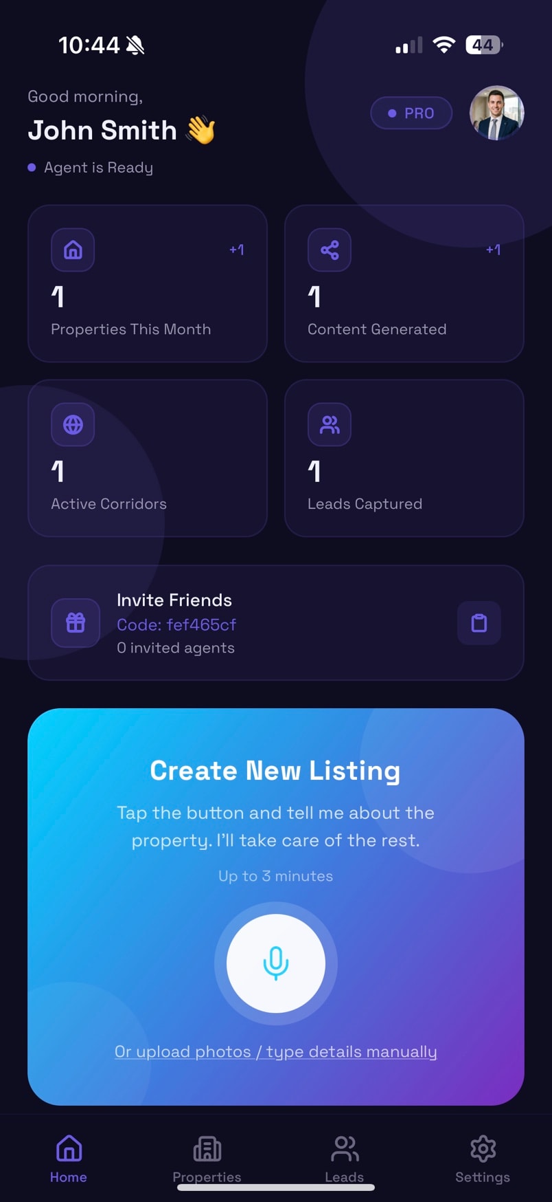 Remuz AI real estate listing generator app home screen with a one-tap voice recording button
